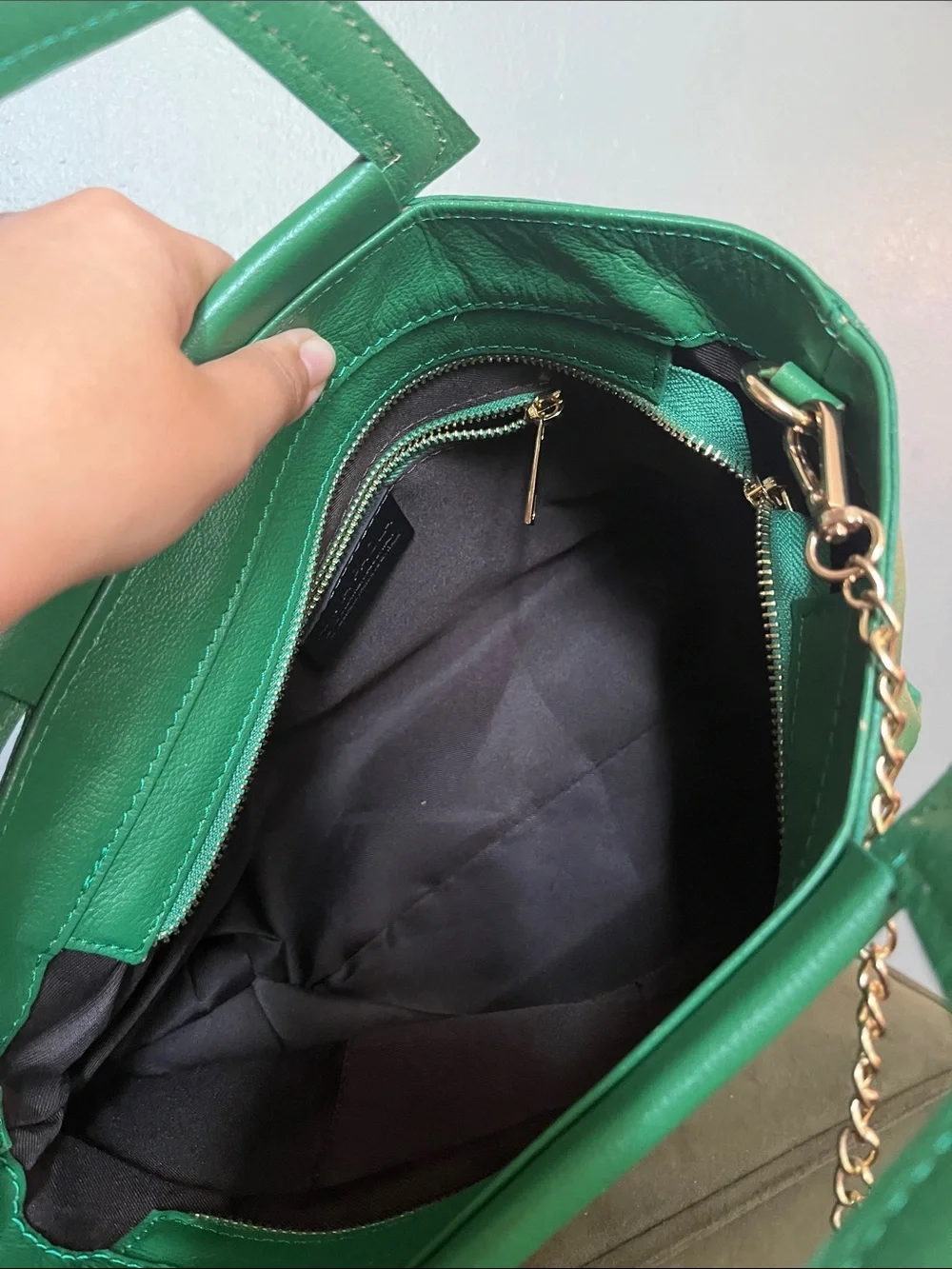 Anna Paola Green Leather hand bag made in Italy